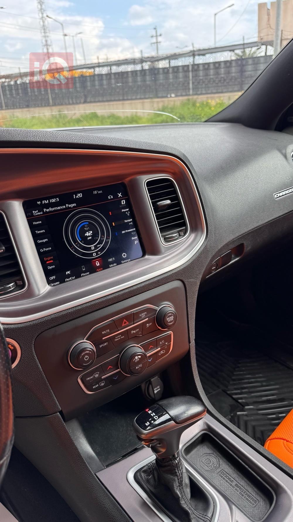 دودج تشارجر